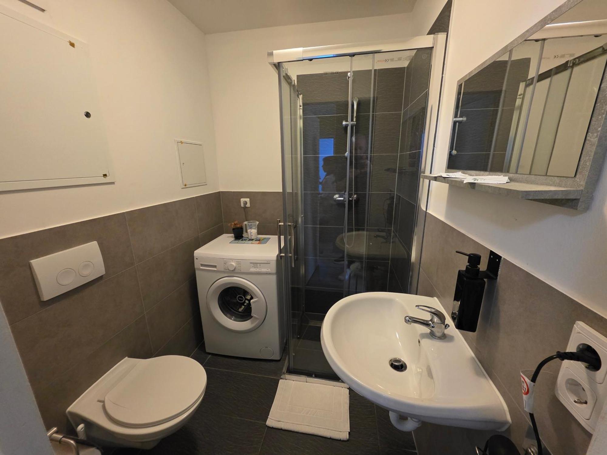 Gasthof Private Mit Eigene Küche Und Bad *